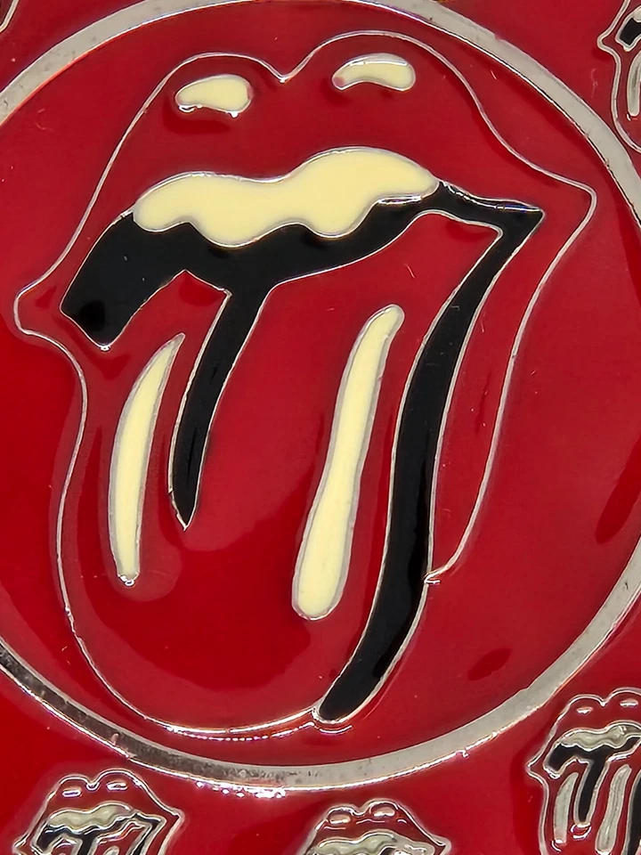 De colección Rolling Stones Rojo Esmaltado Cinturón Hebilla Lengua Logo Principios de 2000 SIN USAR Foto 3 de 4