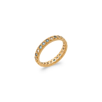 Bague or jaune 750/1000 avec un saphir ovale et oxydes de zirconium - bijou or - article 20483
