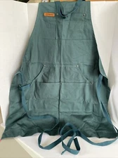 Chef Pomodoro Apron Hunter Green Nice Heavy Fabric Metal Rivet Details Adjusts