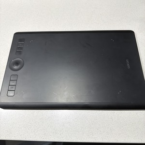 Wacom Intuos Pro Medium Pth 660 | eBay