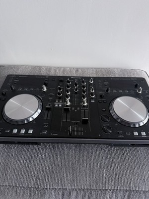 Pioneer XDJ-R1 Standalone with WiFI and Rekordbox and CD