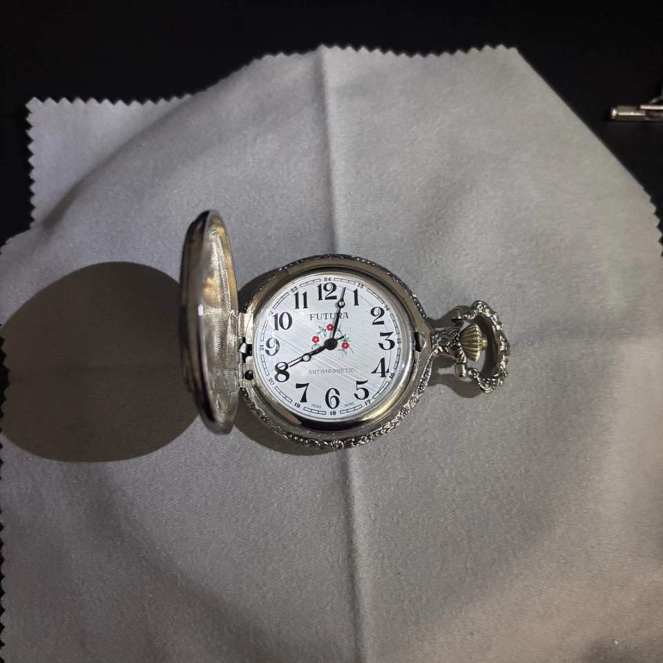 Lote de relojes: Pulsar, Timex Ironman, reloj de bolsillo Futurus, ect.(necesita pilas) Foto 2 de 4