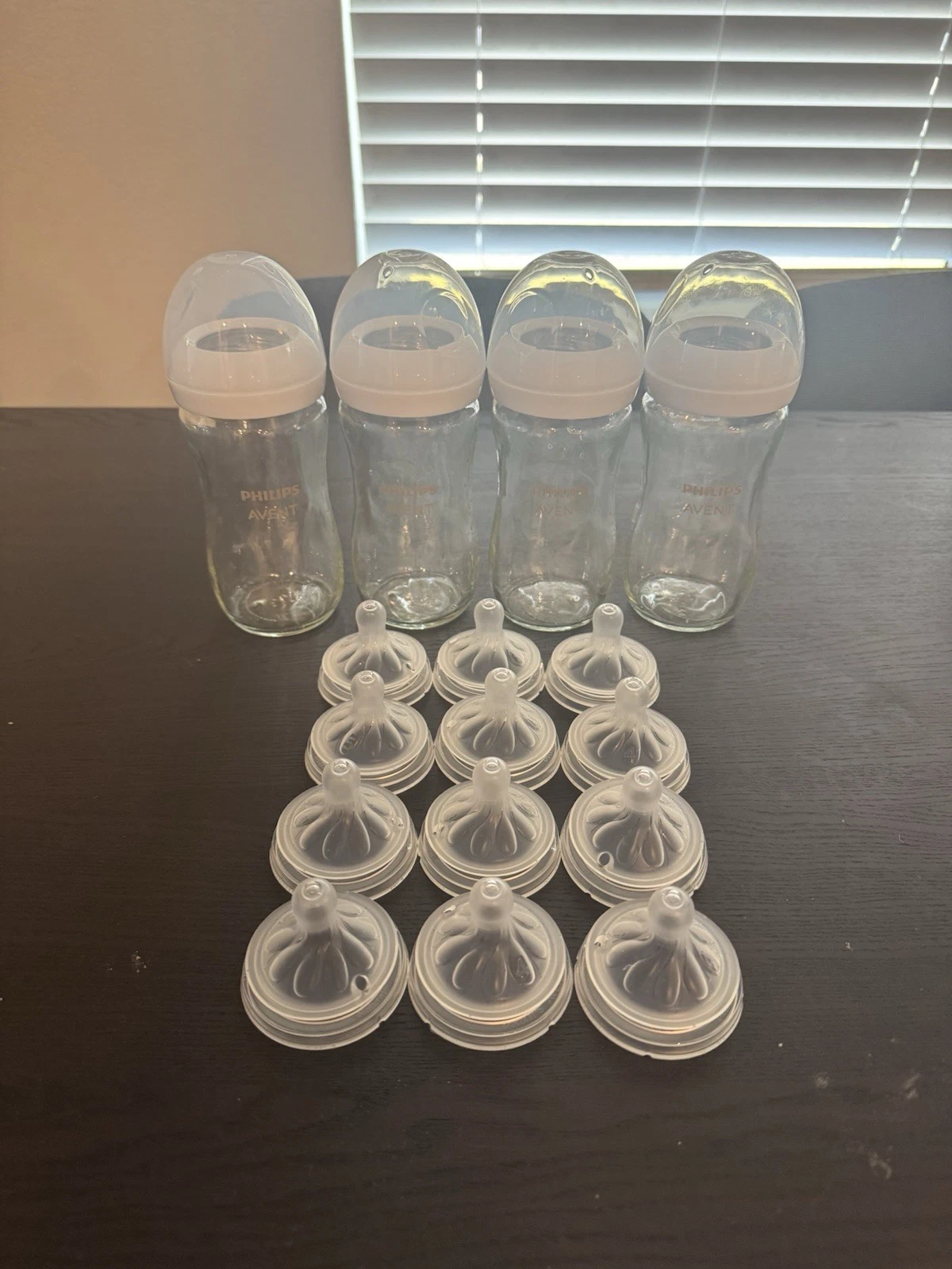 Philips Avent Natural Glass Baby Bottle Set 4 x 8 fl oz (240ml) W/ 3,4 & 5 Flow