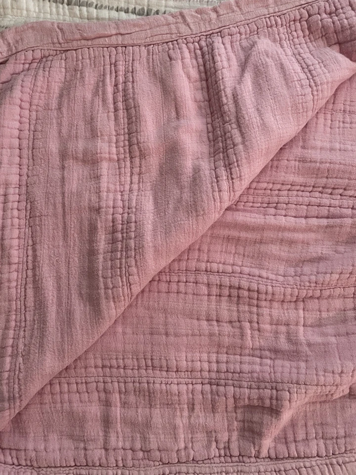 Manta de ensueño Aden Anais Tranquilidad Cuentas Bebé Muselina 44x43 Rosa Gris Blanco Foto 4 de 4