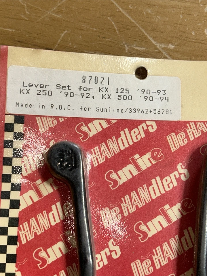 Nuevo juego de palancas vintage Kawasaki Sunline 90-94 KX125, KX250 KX 500 negro 87021 Foto 3 de 4