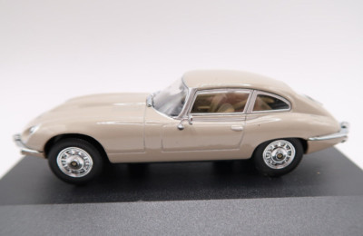 OXFORD * JAGUAR E-TYPE COUPE  * ASCOT FAWN  * OVP * 1:43