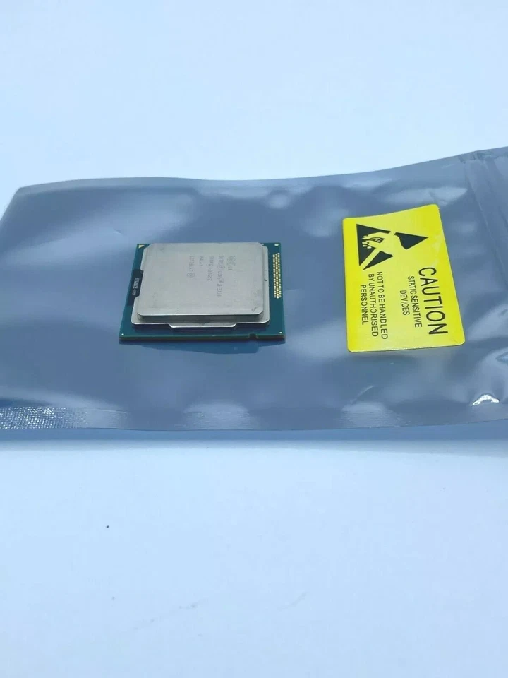 Vintage Intel Core i3-3220 SR0RG Processor 3M Cache, 3.30 GHz - Image 3 of 4