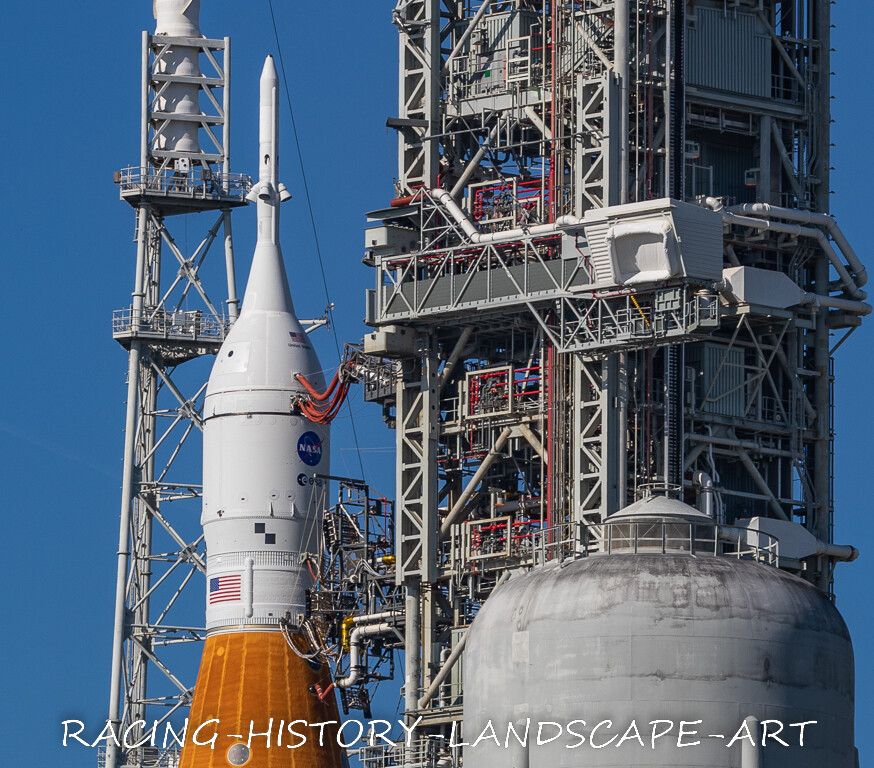 2022 SEPT 8x10 Photo NASA SLS Artemis 1 Moon ROCKET LC-39B ESA