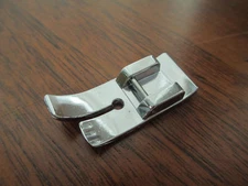 Snap-on 1/4" STRAIGHT STITCH / STANDARD PRESSER FOOT for SINGER models incl. 221