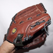 WILSON SPORTS A450 AD450 11" GLOVE RHT Leather