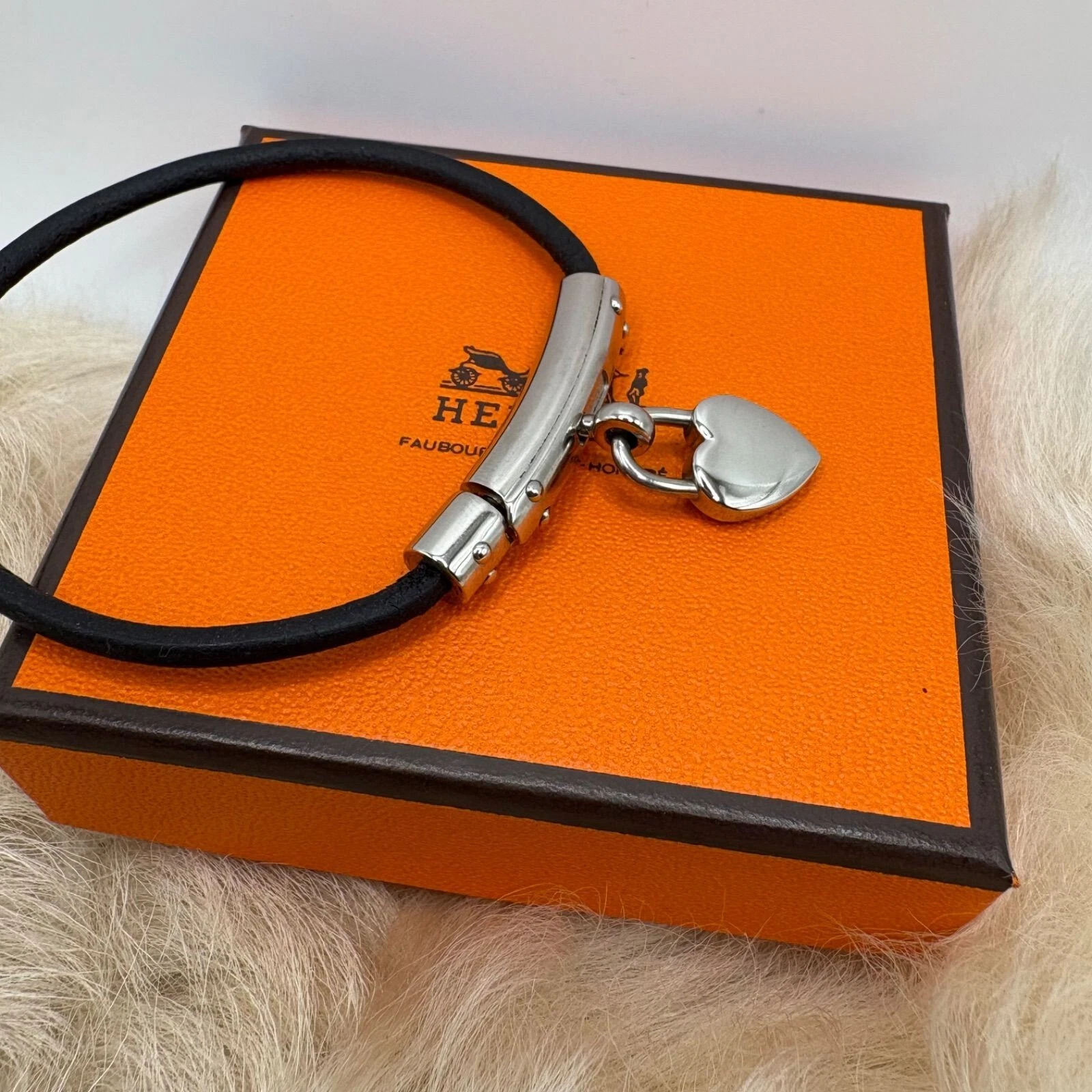HERMÈS Bracciale Hermes Kelly Lock Cadena Braccialetto Argento Beige LOGO