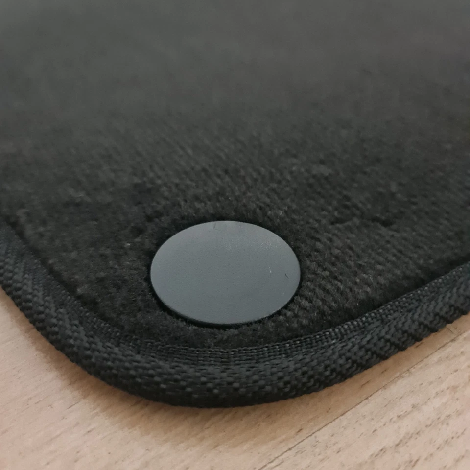 汽车脚垫丝绒适用于梅赛德斯奔驰 SL R230 防水黑色地毯衬里 — 第 2/4 张图片