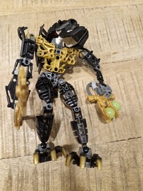 LEGO Bionicle 8900 Reidak Piraka with Zamor Spheres Mata Nui Villains