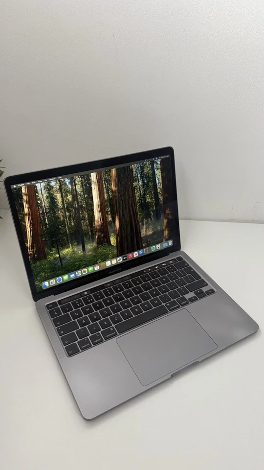 Apple MacBook Pro 13" 2020 · i7 · 32GB · 500GB, photo 3 of 5