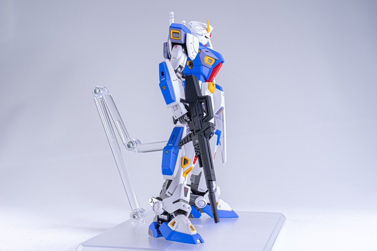 Premium Bandai MG 1/100 Gundam F90 built & painted in Japan Gundam