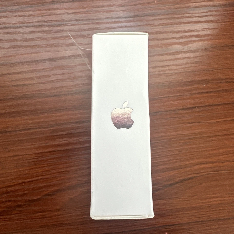 UNOPENED Apple iPad Camera Connection Kit | MC531ZM/A - A1358, A1362 | NEW 2010 - Image 3 of 4