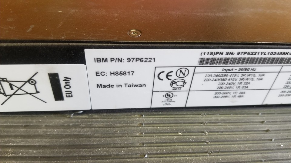 Unité De Distribution D'énergie IBM – 97P6221 – 12 Prises – 50A – Occasion
