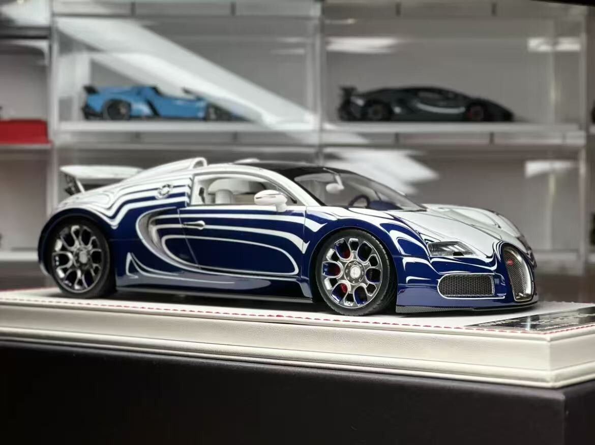 SUPER RARE* Davis & Giovanni 1/18 Bugatti Veyron Grand Sport L'or