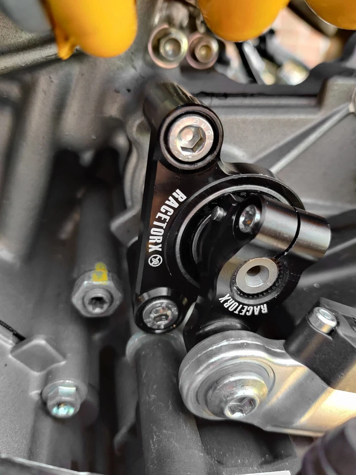 Soporte de cambio de marchas Racetorx Ducati Panigale V2 899 959 1199 1299 BLack - Imagen 4 de 4