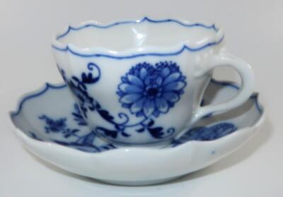Ernst Teichert Meissen Arrow Mark Blue Onion Cup & Saucer Set (B)