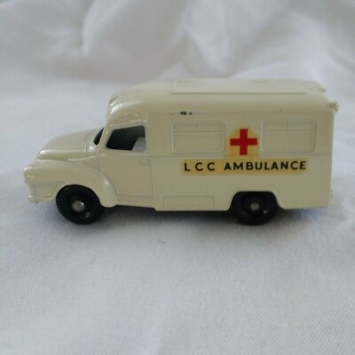 Matchbox no 14 Lomas Ambulance 1962 | eBay