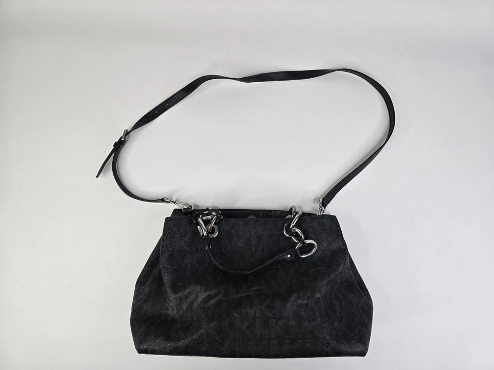 Michael Kors Monograma Cuero Negro Cynthia Bolso de Mano Correa de Hombro Ajustable Foto 2 de 4