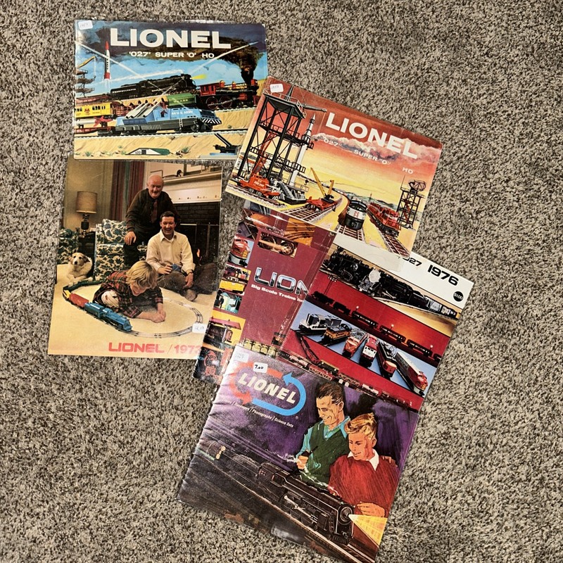 Lionel Trains Catalogs, Lot Of 31 From 1947 To 1978.  10$ Each