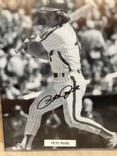 pete rose b/w signed 8x10. free shipping