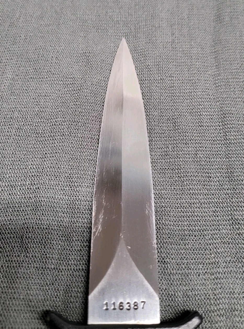 Picture 9 of 18