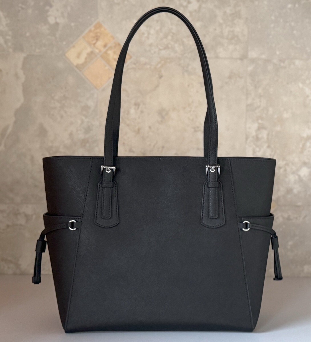 Michael Kors【最終セール】Voyager East West トートバッグ MICHAEL KORS VOYAGER LG EAST WEST DRAWSTRING TOTE SHOULDER