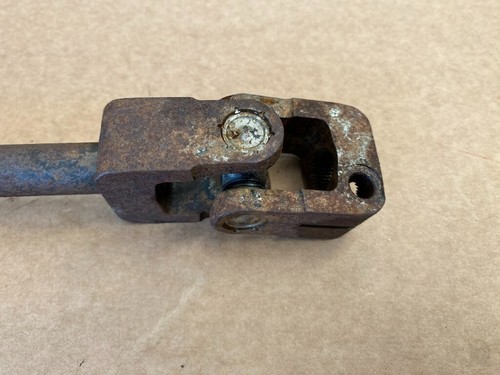 Porsche 924 944 Steering Column UJ Universal Joint - Picture 6 of 9