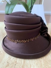 VINTAGE Mr. HI's Classic Brown Wool Hat Millinery Flower Church Hat Preowned .