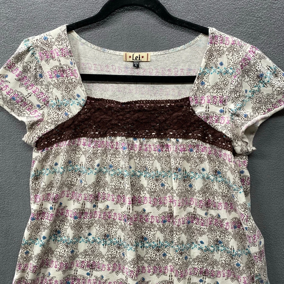 lei Y2K 00s Square Neck Short Sleeve Top Womens XL Lace Trim Flutter Sleeve - Image 3 of 4