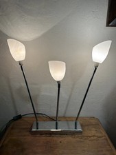 Lampe design chromée 3 bras articulés abat jour fleur arums blanc PALISSANDRE