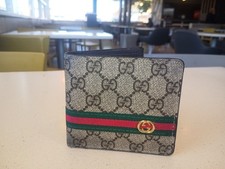 Gucci AUTHENTIC mens wallet