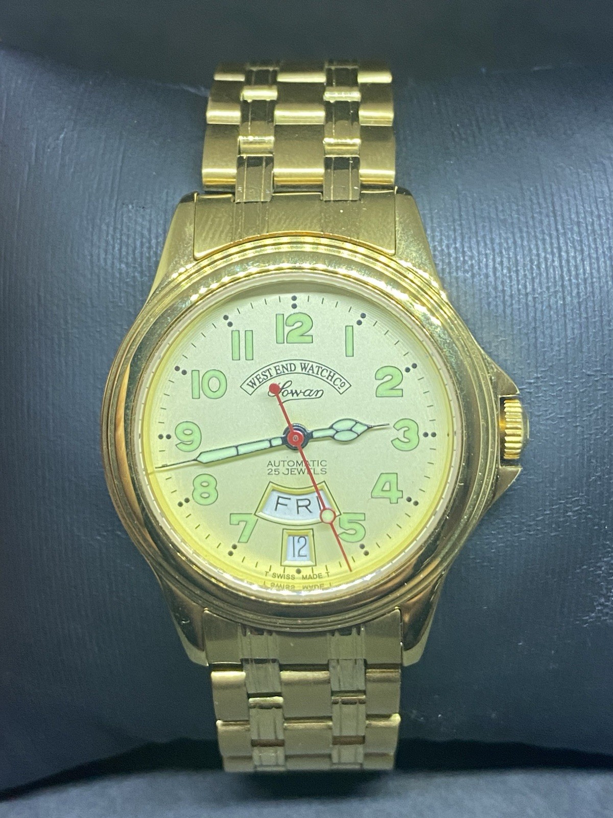 Watch End Watch Vintage Jewels 25 West Men’s CoAutomatic - VintageWatches.PK Watch End Watch Vintage Jewels 25 West Men’s CoAutomatic - vintagewatches.pk