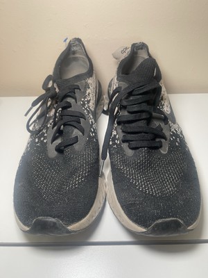 Nike Epic React Flyknit Shoes Sneakers Women s 11 Oreo Running  BQ8450-001