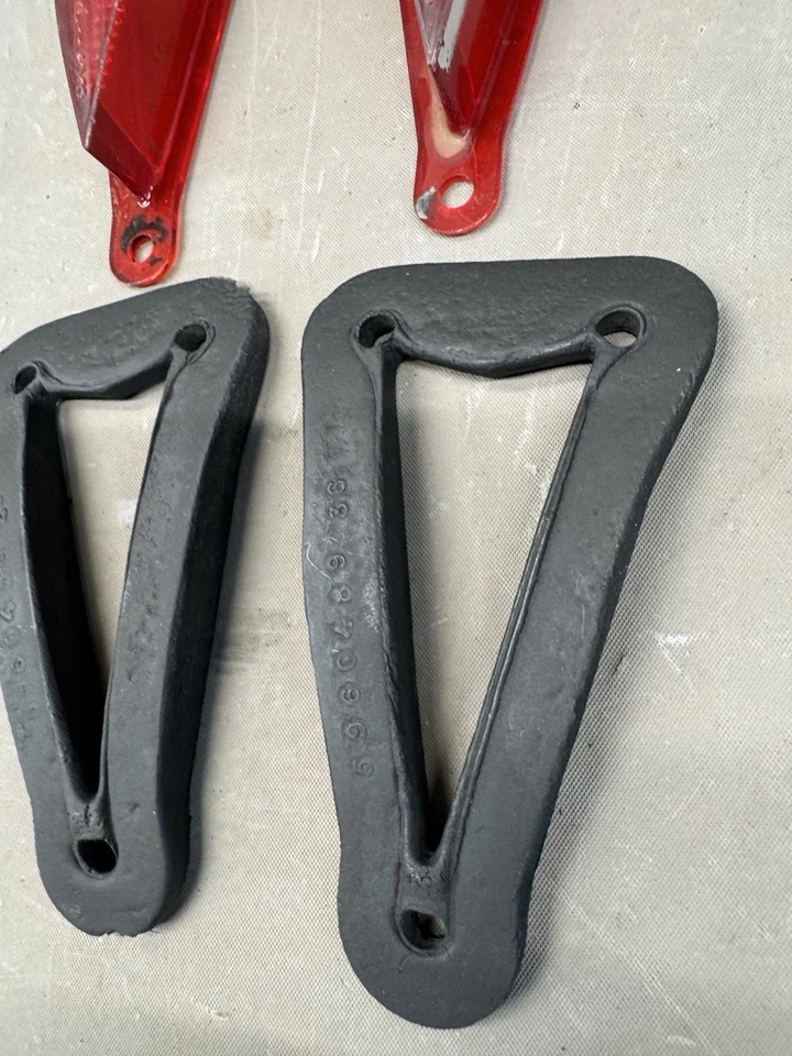 Pontiac GTO 1968 1969 LeMans luz de señalización lateral señal de giro panel 1/4 Tempest OEM Foto 4 de 4