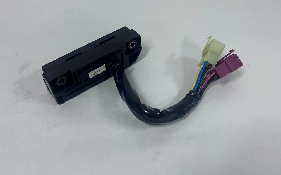 CAJA DE FUSIBLES HONDA CBR600F HURRICANE 1987-1990 # 38200-MN4-671 OEM NUEVO (536)IR Foto 3 de 4