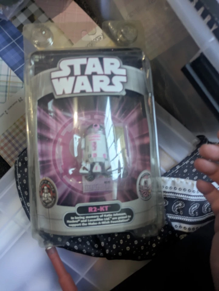 Star Wars 2007 R2-KT Sellado Pide un Deseo Droide Rosa Exclusivo Sellado Foto 2 de 2