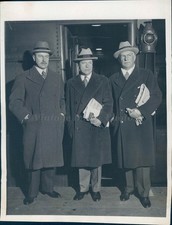 1932 Photo Joseph McKee NY Mayor Winthrop Aldrich Charles Mitchell BANCHIERI
