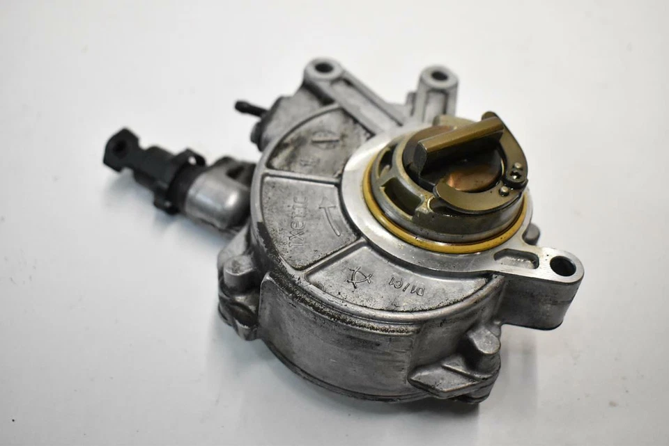 BMW 550i 650i 750i M5 M6 X5 X6 2009-2017 árbol de levas OEM bomba de vacío de freno derecho Foto 4 de 4