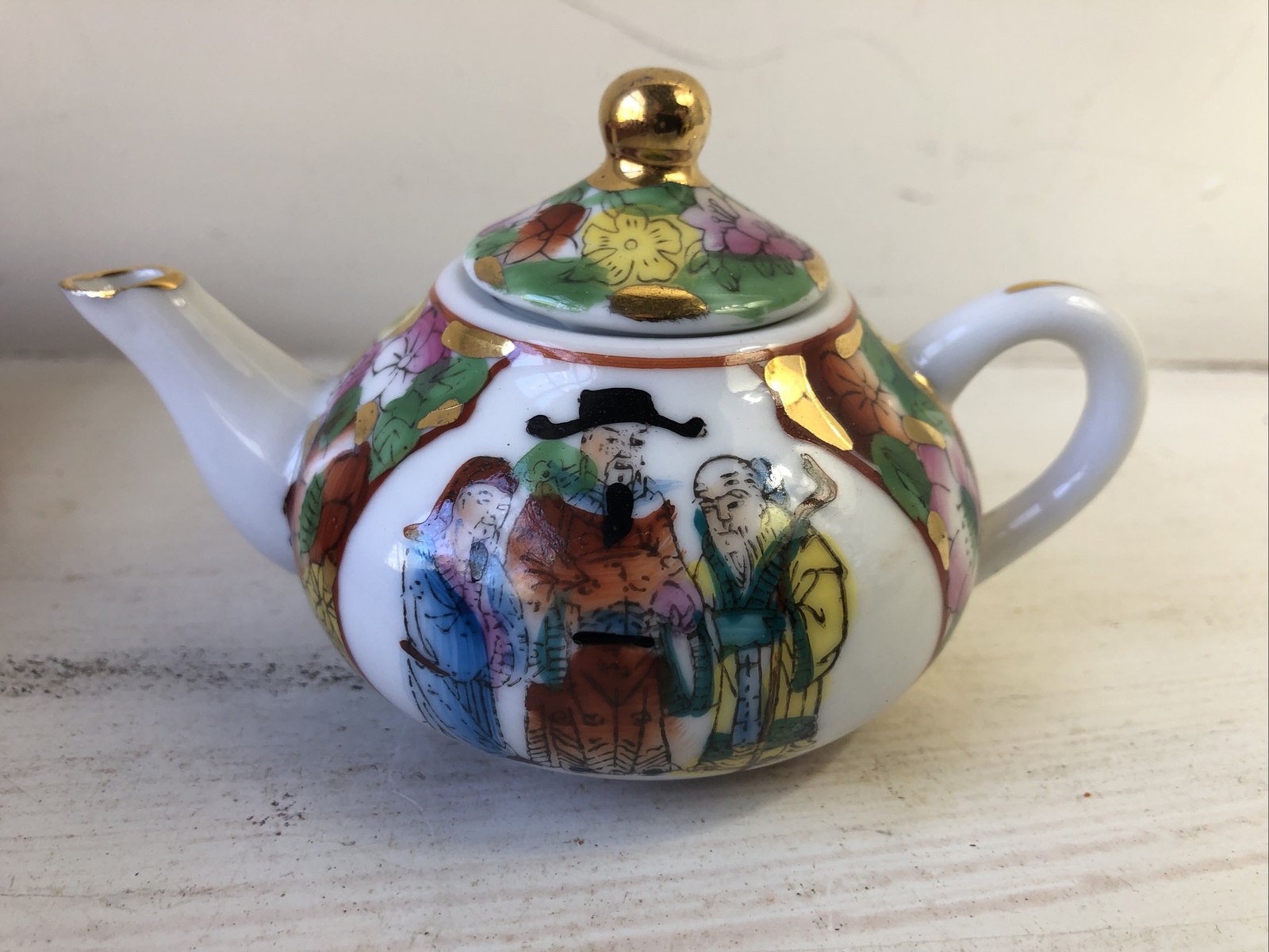 как выглядит Vintage Miniature China Tea Set With Colorful Kimonos Design In Red Silk Box фото