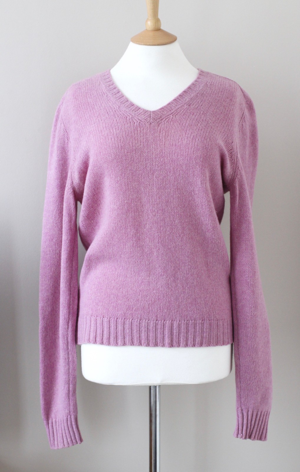Maglione maglione YVES SAINT LAURENT YSL Rive Gauche rosa lilla lana scollo a V UK12