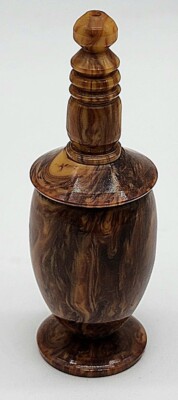 Vintage Bakelite Perfume Snuff Bottle with Screw Top Lid 