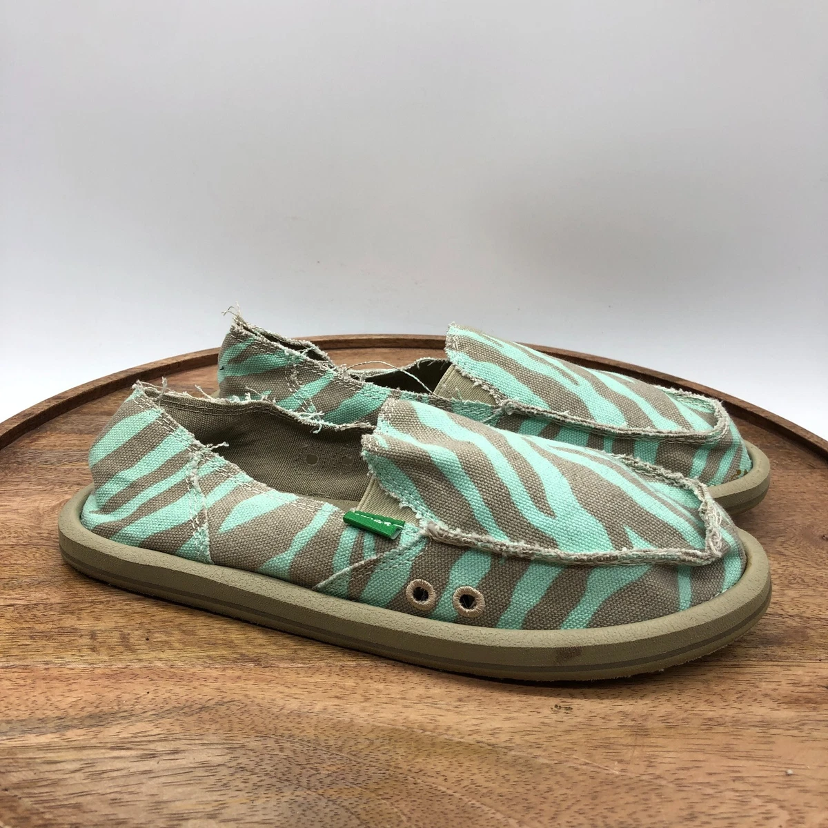 Sanuk Fiona Slip On Shoes Blue Zebra Edge Fray Tiger Stripe Inside