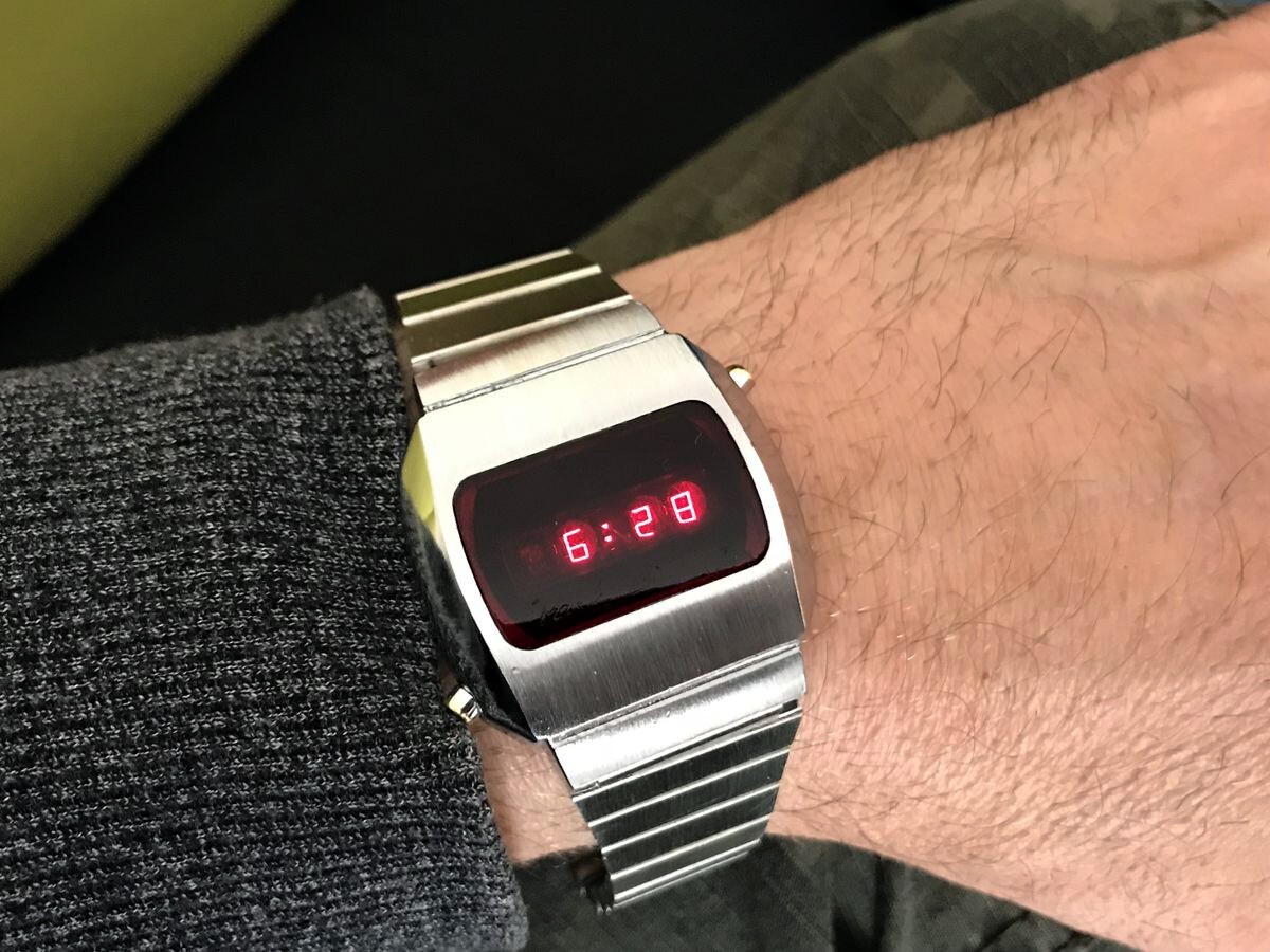 Vintage 1970s TRAFALGAR LED men's electronic watch eBay