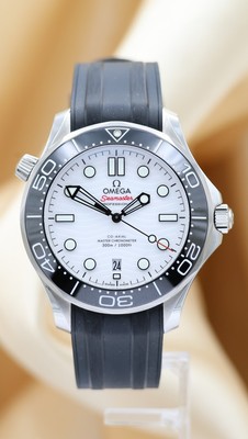Omega Seamaster Diver 300 M Automatik 21032422004001 Original Papiere + Box
