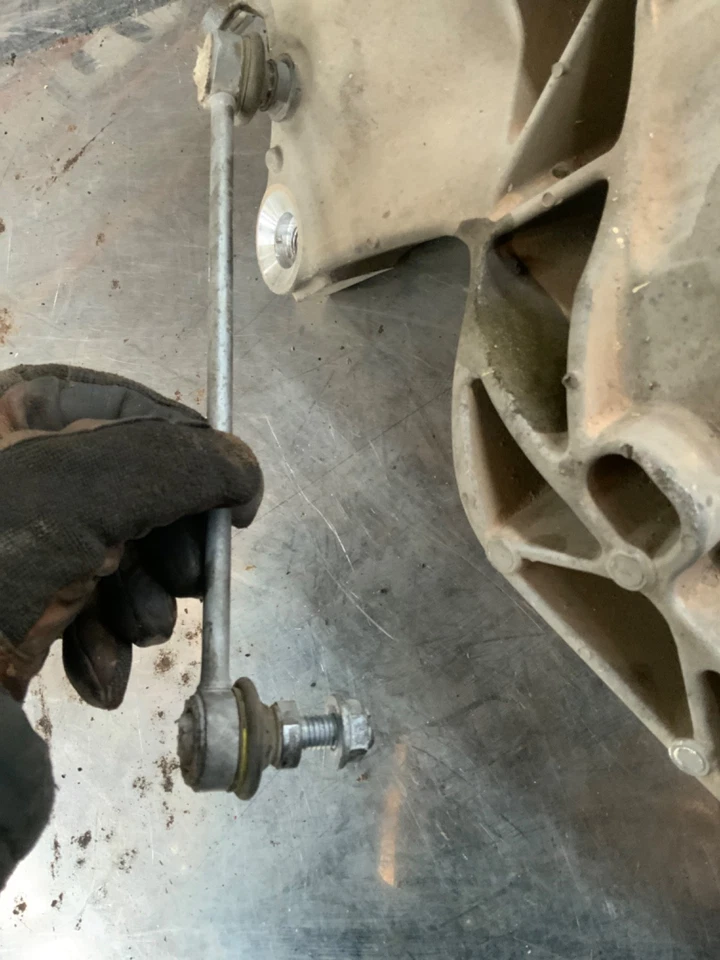 07-15 Mini Cooper S Husillo trasero izquierdo nudillo buje cojinete OEM Foto 4 de 4