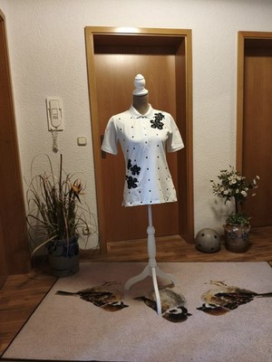 NICE CONNECTION Polo Shirt weiß schwarze Blumen Stickerei Gr. 38 *neu*